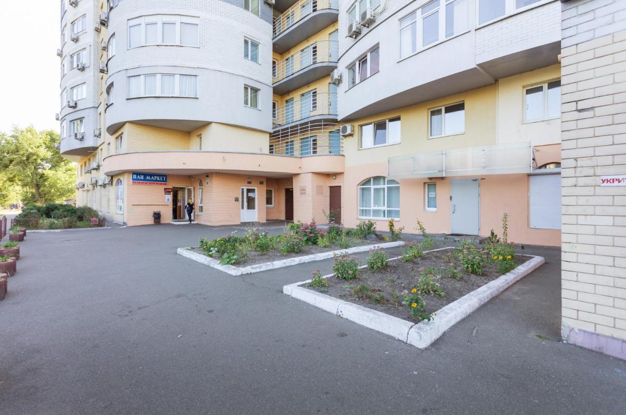 Apartments On Darnitsa Kiev Exterior foto